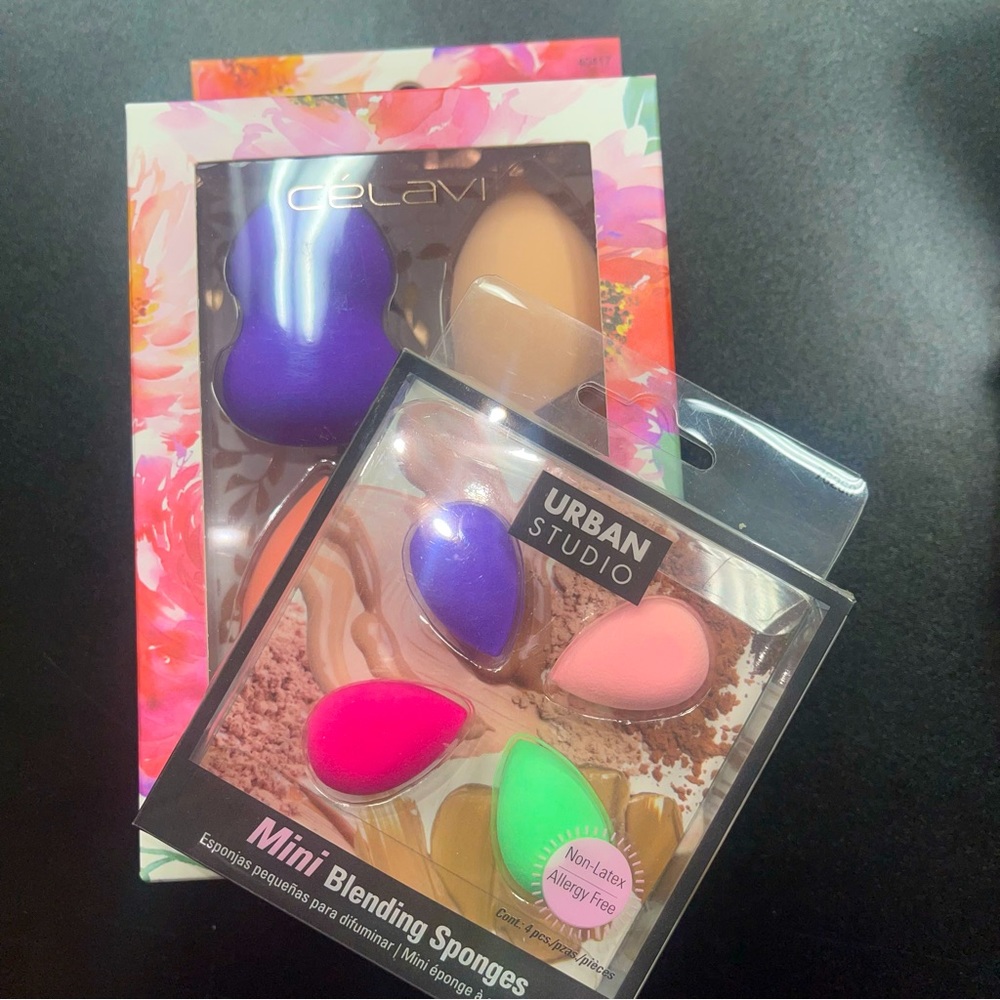 Beauty blending sponges